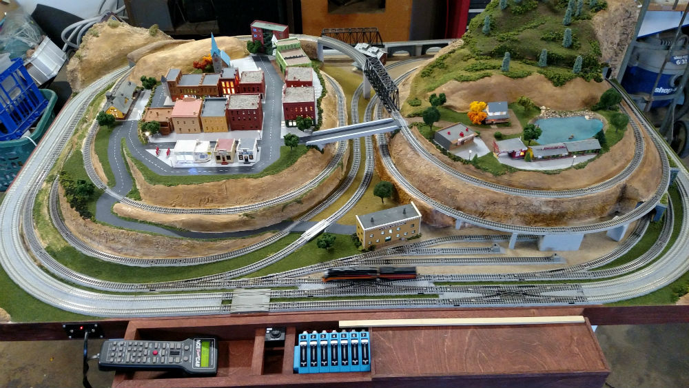 n scale 2x4 layout